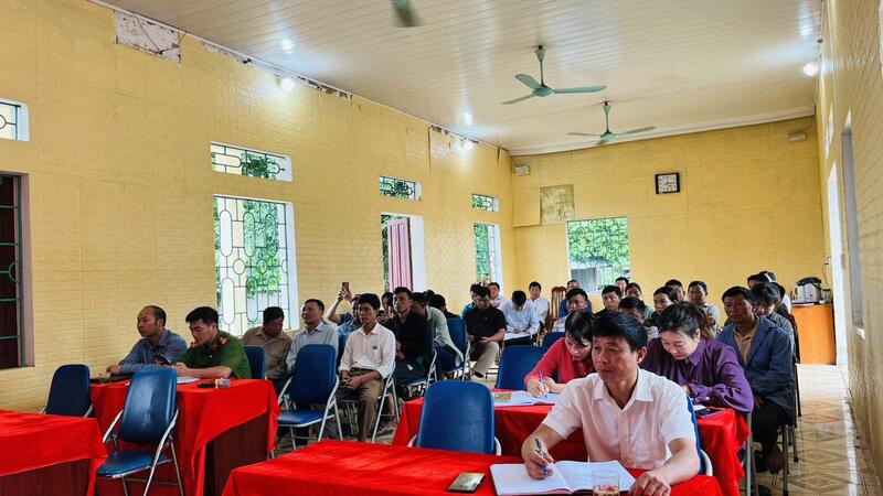 Tổ chức hội nghị trao đổi, đối thoại trực tiếp giữa Bí thư Đảng uỷ xã, Chủ tịch UBND xã với Nhân dân xã Sùng Phài năm 2024